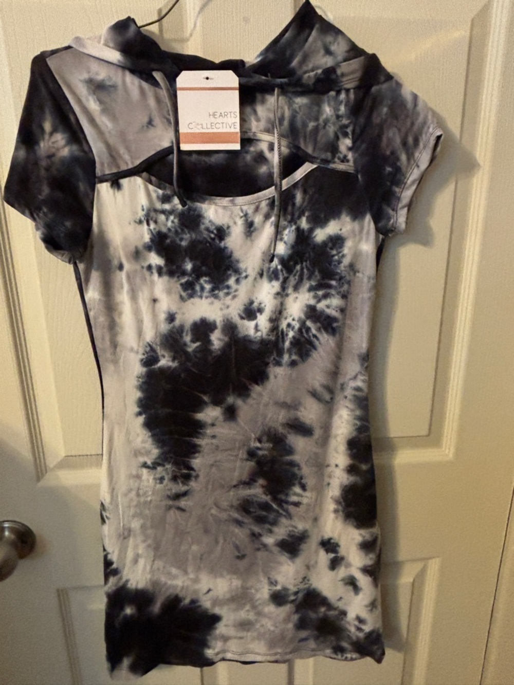 Hearts Collective Black & White Tie-Dye Mini Dress with Hood NWT size M